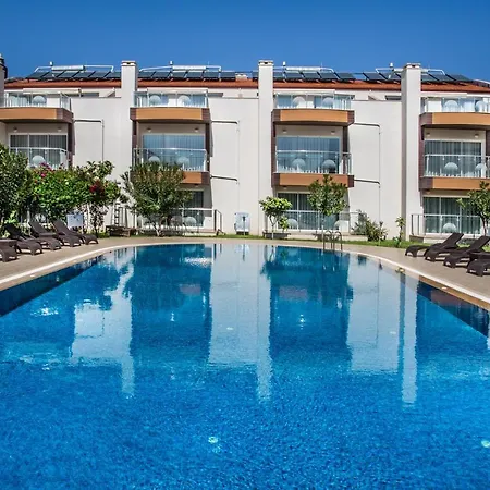 Hotel Pasam Beach & *